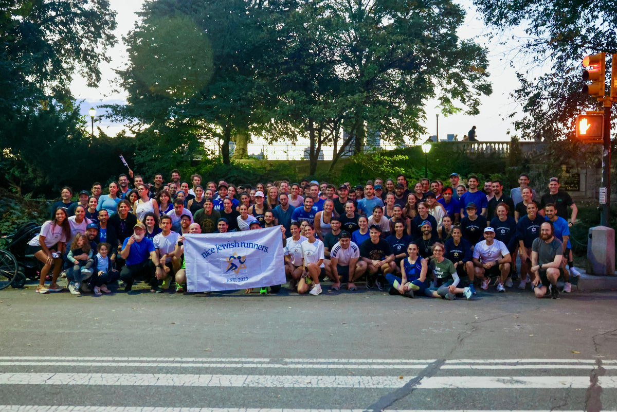 The Nice Jewish Runners community gathered together in New York
